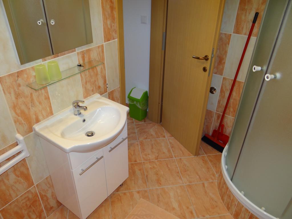 Apartments Sanja Baška Стая снимка